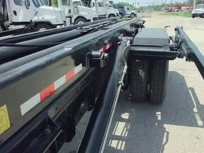 Used 2016 FREIGHTLINER 114SD Rolloff Trucks Texas US | Roll Off Truck World #1491821