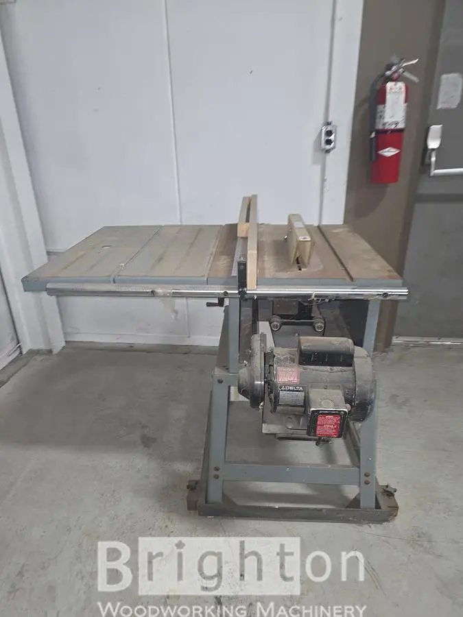 USED DELTA 34-444 USED CABINET SAW