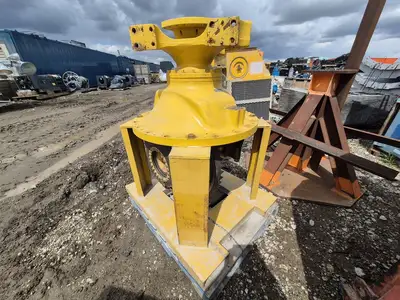 NEW 2017 KOMATSU 561-22-61005