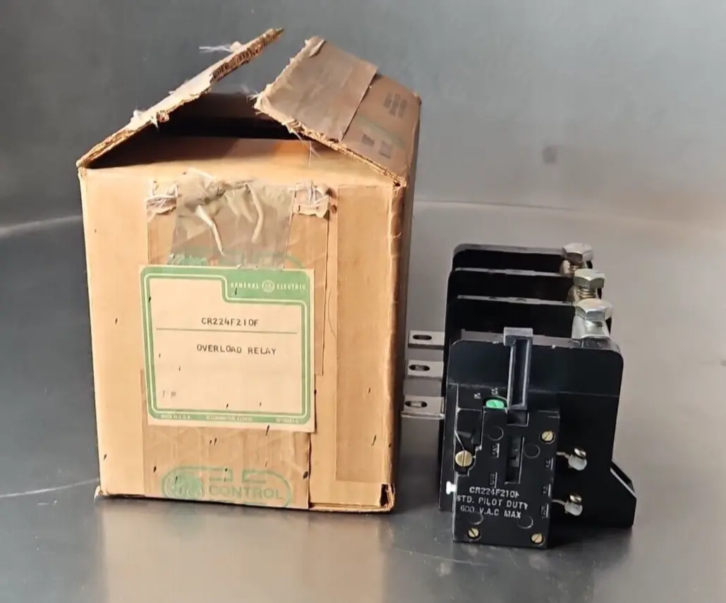 EGeneral Electric CR224F210F Overload Relay 600VAC max. Loc4D30