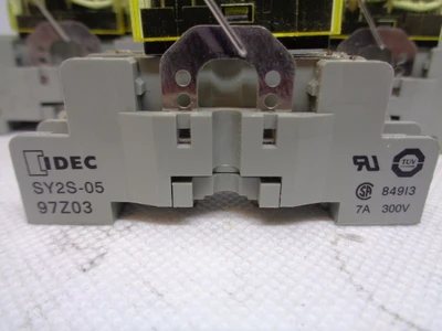 USED IDEC SY2S-05 (97Z03)