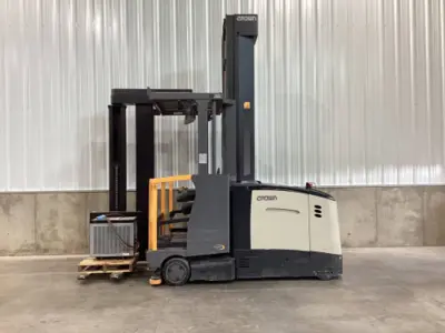 Used 2020 CROWN TSP6500-33 Narrow Aisle Forklifts Pennsylvania US | National Lift Equipment #1382279
