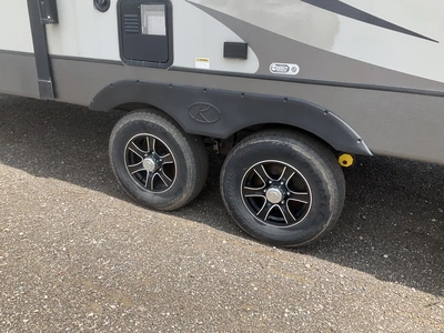 USED 2016 KEYSTONE SPRINTER SERIES M-299