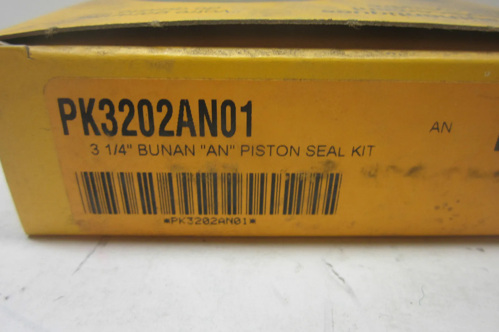 NEW PARKER PK3202AN01 PISTON SEAL KIT