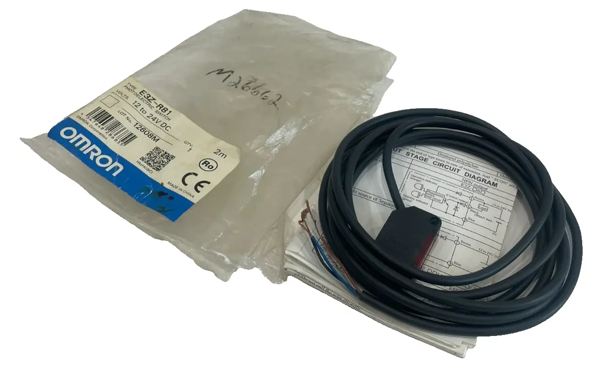 NEW OMRON E3Z-R81 PHOTOELECTRIC SWITCH E3ZR81