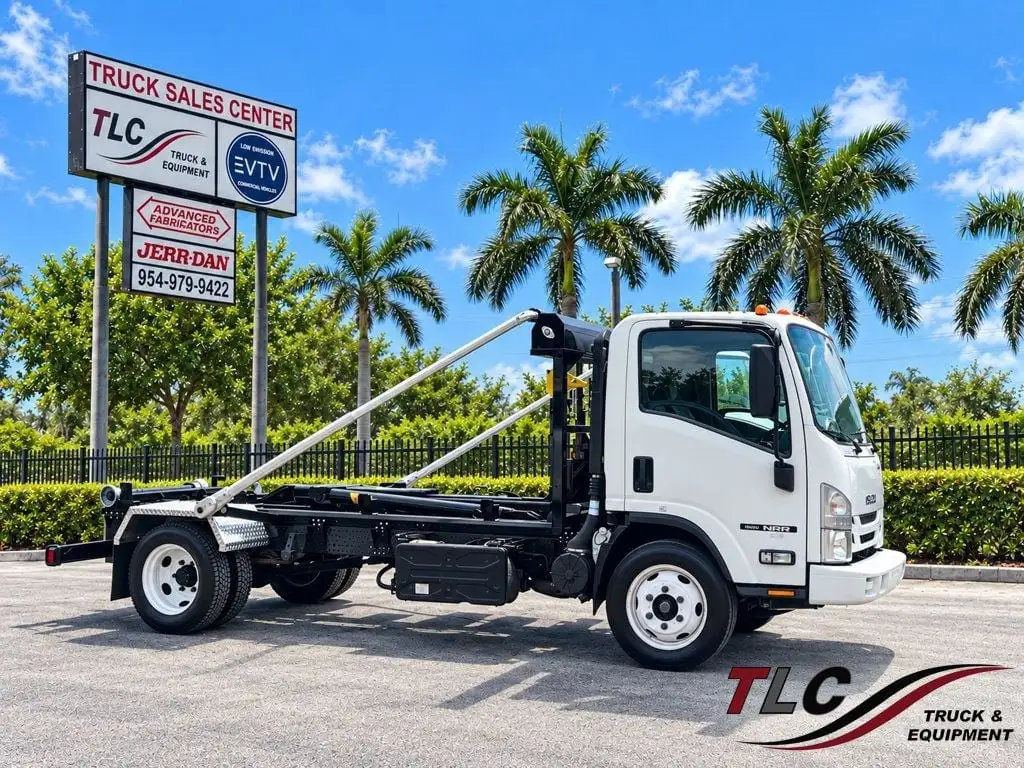 Used 2021 ISUZU _UNKNOWN_ Hooklifts & Roll-Offs Florida US | TLC Truck & Equipment #1568905