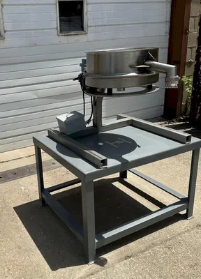 Used CLEVELAND VIBRATOR SEE-2-2BRW Vibratory Screens Ohio US | Portage Packaging Systems, Inc. #1397118