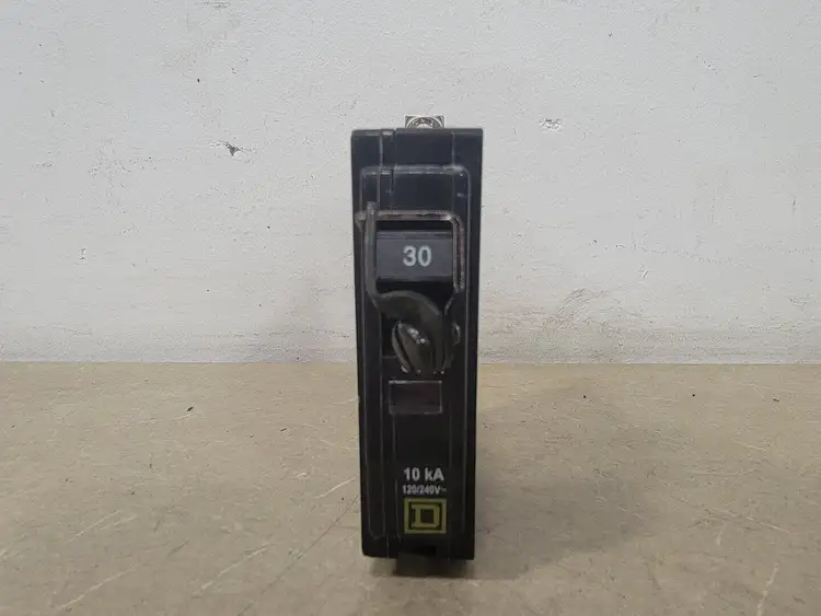 Used SQUARE D QOB130 Switchgears British Columbia CA | Lenmark #367174
