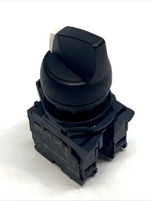 USED ALLEN-BRADLEY 800FP-SB32 3-POS 22MM SELECTOR SWITCH W/ 800F-X10 2NO BLOCK