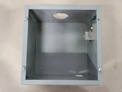 Screw Junction Box 8.5"x8.5"x8"