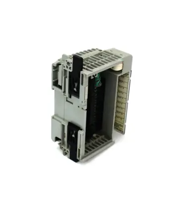 USED ALLEN BRADLEY 1769-OB16