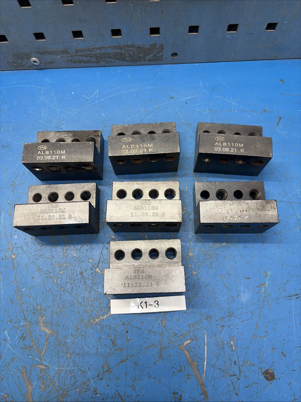 Used TRS L-Block 4-Hole 20 Nuts & Screws Indiana US | J&J Industrial Supply #1340117