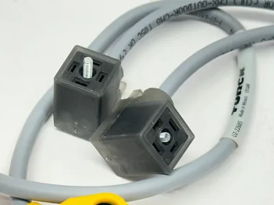 VB2-RS 4.5T-0.3/2TC9S 2-A2081-0.3/0.3/S810, U2-22685 | Turck VB2-RS 4.5T-0.3/2TC9S 2-A2081-0.3/0.3/S810 M12 To Valve Cordset U2-22685 - New Other