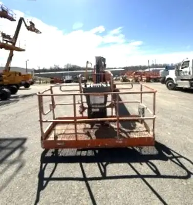 Used 2005 _UNKNOWN_ _UNKNOWN_ Telescopic Boom Lifts Kentucky US | H Richardson and Sons #1557746