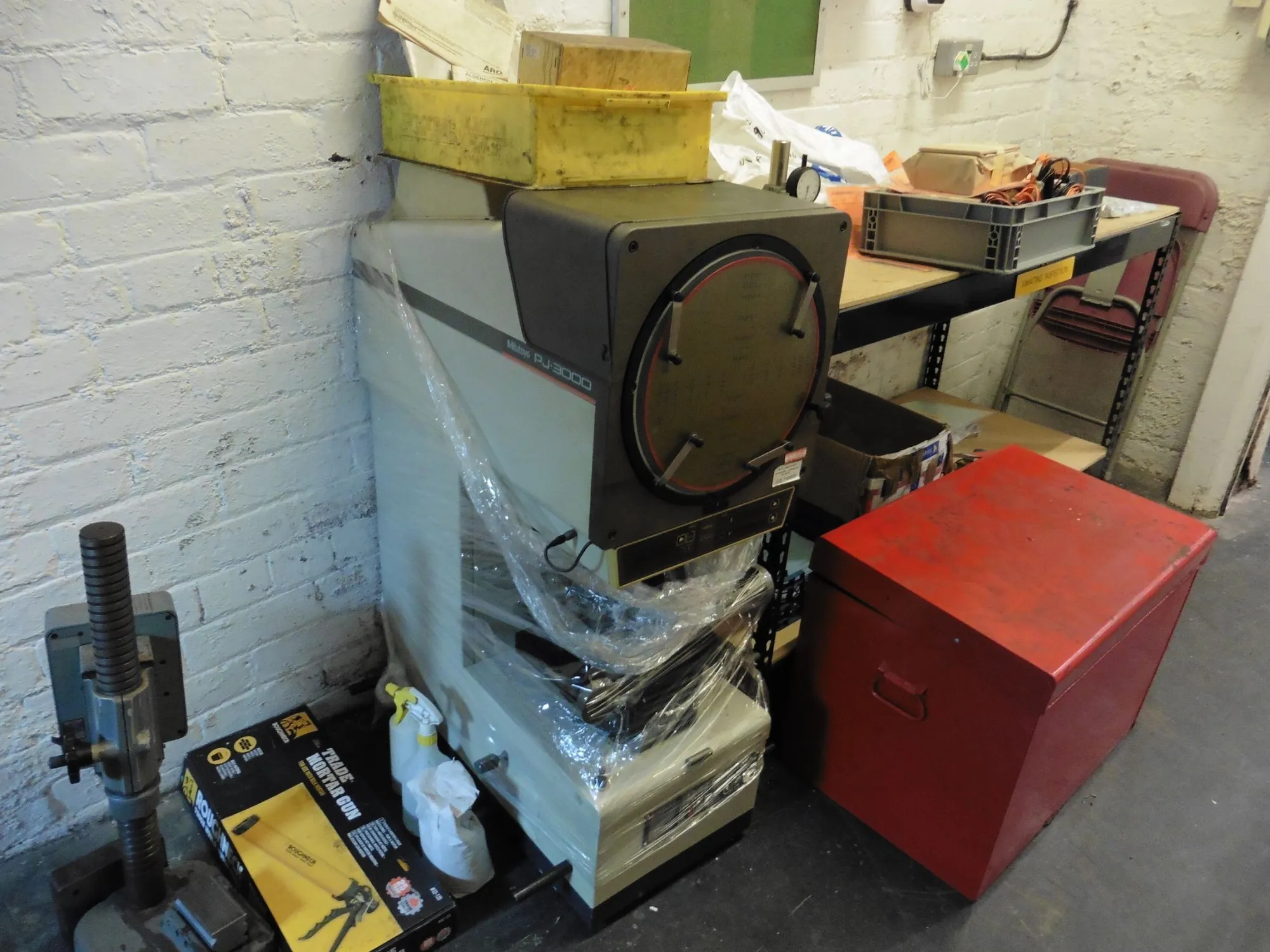 USED MITUTOYO PJ3000