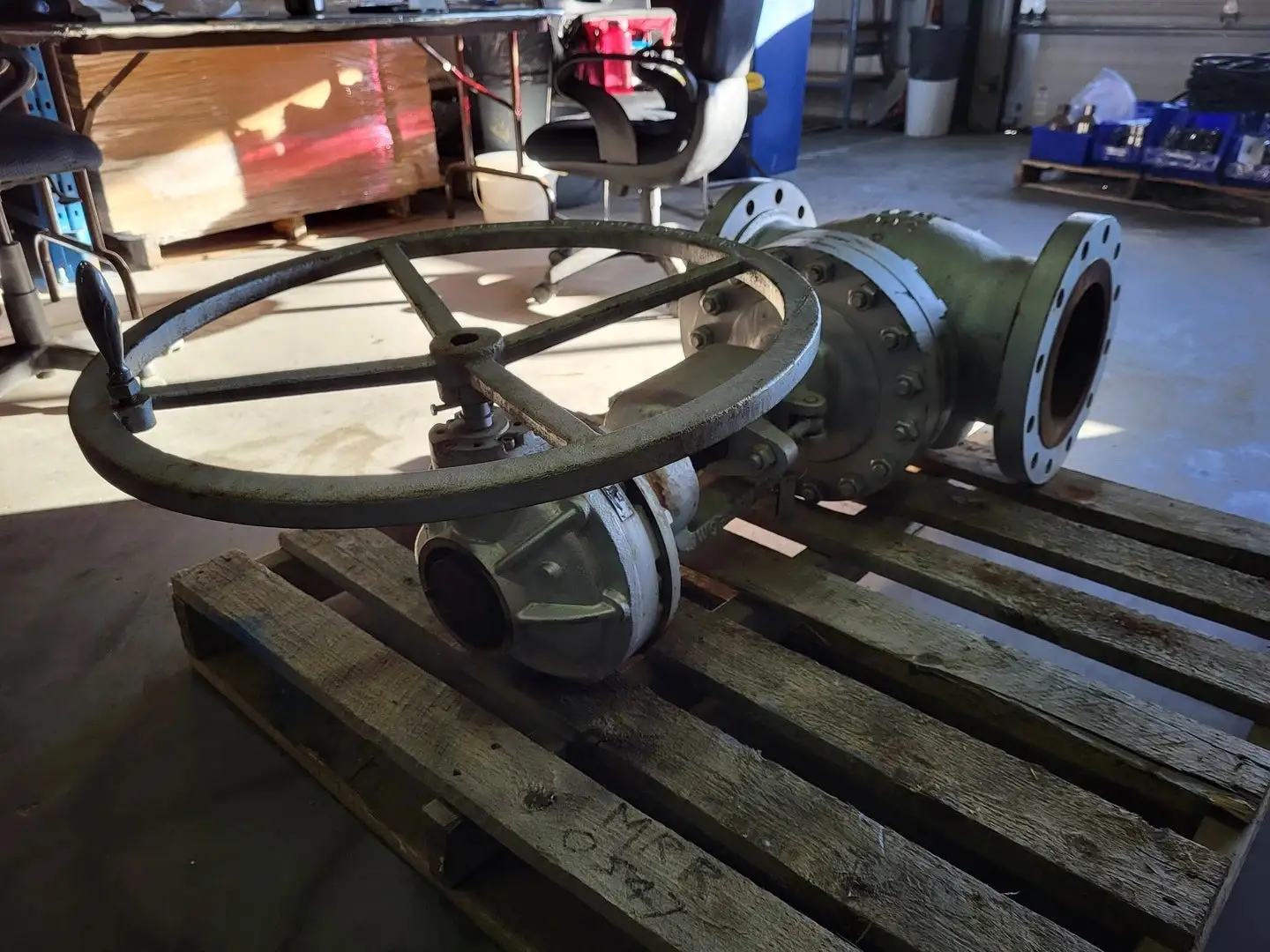 8" Class 300 Globe Valve API 623