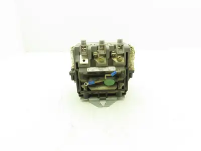 Furnas 40HP32AF Contactor Motor Starter 3Ph 600v 50Hp Ser A Coil 120v Size 3 90A