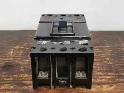 USED WESTINGHOUSE KA2225F