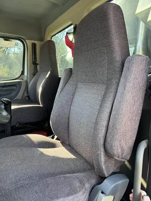 USED 2013 FREIGHTLINER CASCADIA 125