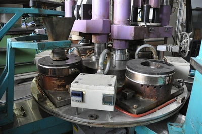 USED AMAX COLDPRESS 110 TON