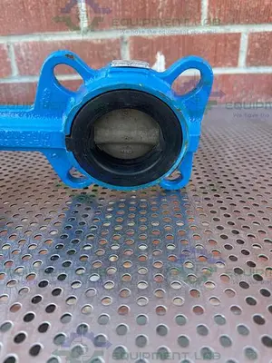 USED AXEL LARSSON AL77 230-SR ACTUATOR W/ AXEL LARSSON AL 42 DN 065 BUTTERFLY VALVE