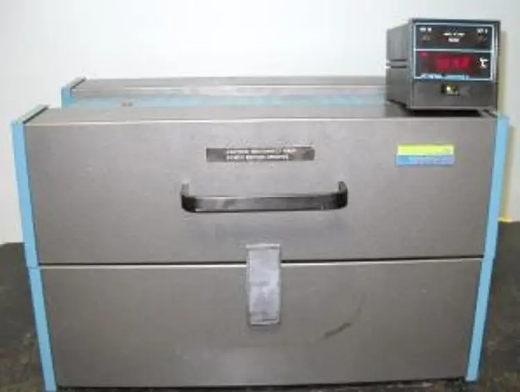 Used LINDBERG/BLUE M 1710 S/N: 166 115V Tube Type Furnaces Texas US | Bamko Surplus Process Equipment #937540