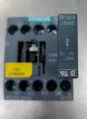 SIEMENS 3RT20151BA42 SIRIUS Contactor w/3RT29161EH00 Module. 4C44