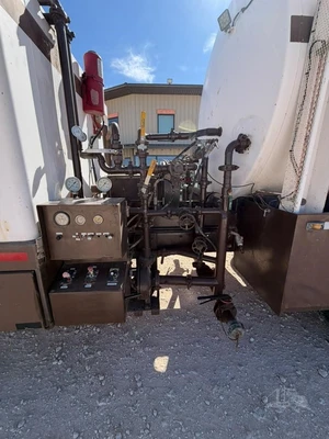 Used 2014 PETERBILT 367 Septic/Sewer/Vacuum Trucks Texas US | Roll Off Truck World #1491914