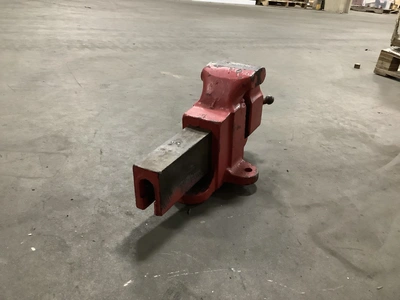 Used _UNKNOWN_ _UNKNOWN_ Clamps Michigan US | Miedema Asset Management Group #1311628