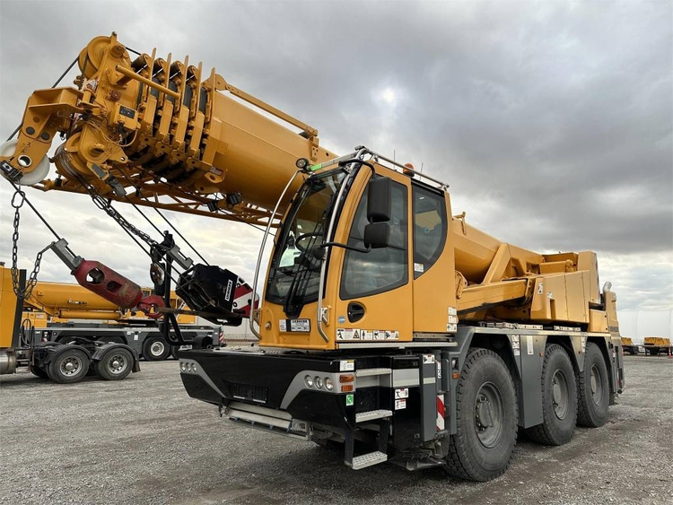 Used 2017 LIEBHERR LTC 1050-3.1 Mobile Cranes Connecticut US | Quality Cranes & Equipment #1485730
