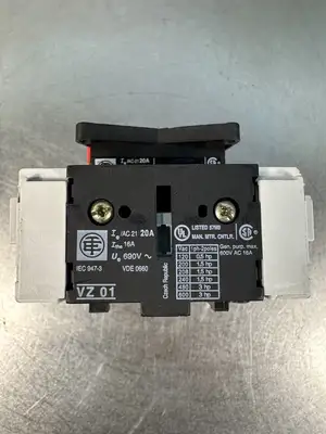 LOT OF SCHNEIDER ELECTRIC SWITCH LOADBREAK MODULE (BIN-1.5.1)