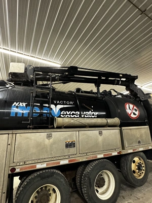 2014 VACTOR _UNKNOWN_ Hydro Excavator | VacSource (5)