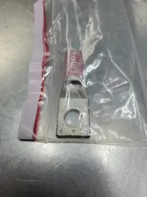 Burndy 670B Wire Connector, (10 AWG CU) ⅜IN STUD. 4E-35