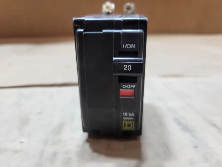 Used SQUARE D QOB220 Switchgears British Columbia CA | Lenmark #1438610
