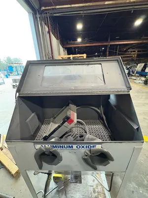 Used ECONOLINE ABRASIVE BLAST CABINET Parts Washers South Carolina US | ESS Industrial Equipment Sales #1336364