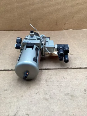 SMC AW40-02B Pneumatic Regulator; 0.05-0.85MPa