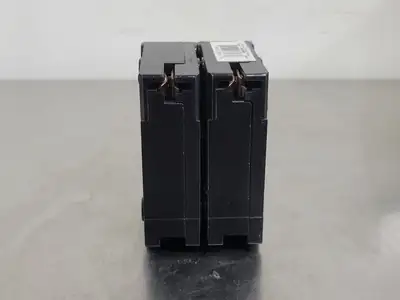 USED EATON CUTLER-HAMMER BR220