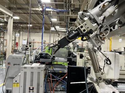 2018 NISSEI FNX110IIIA-12A Injection Molding Horizontal/Vertical | Machinery Network (26)