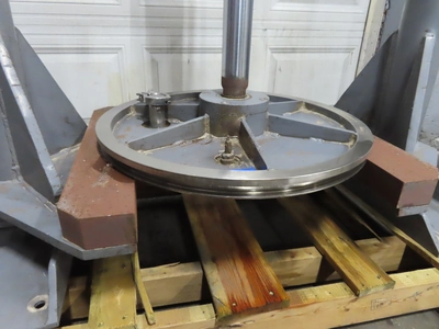 Ross Hydraulic Ram Discharge Press