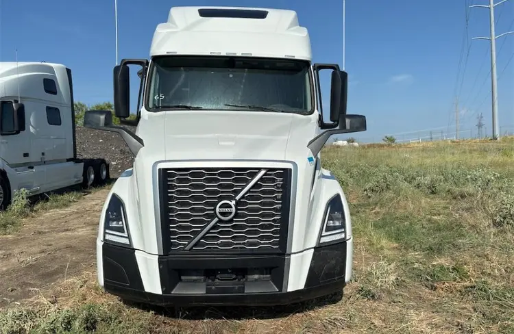 Used 2024 VOLVO VNL64T860 Conventional trucks Texas US | Mitsubishi HC Capital America #325851