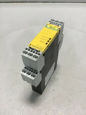 USED SIEMENS 3TK2821-2CB30