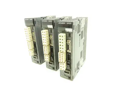 Mitsubishi MRJ320B AC Servo Inverter Drive 0.2kW 200-240V 3Ph MELSERVO Lot of 3
