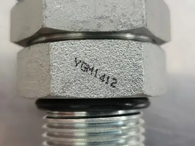Hydraulic Adapter M-16 ORB X M-12 ORB 1" x 3/4" (Bag of 5)