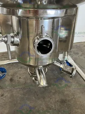 USED DCI 125 L STAINLESS STEEL JACKETED TULIP PRESSURIZED REACTOR W/ 1/2 HP MOTOR