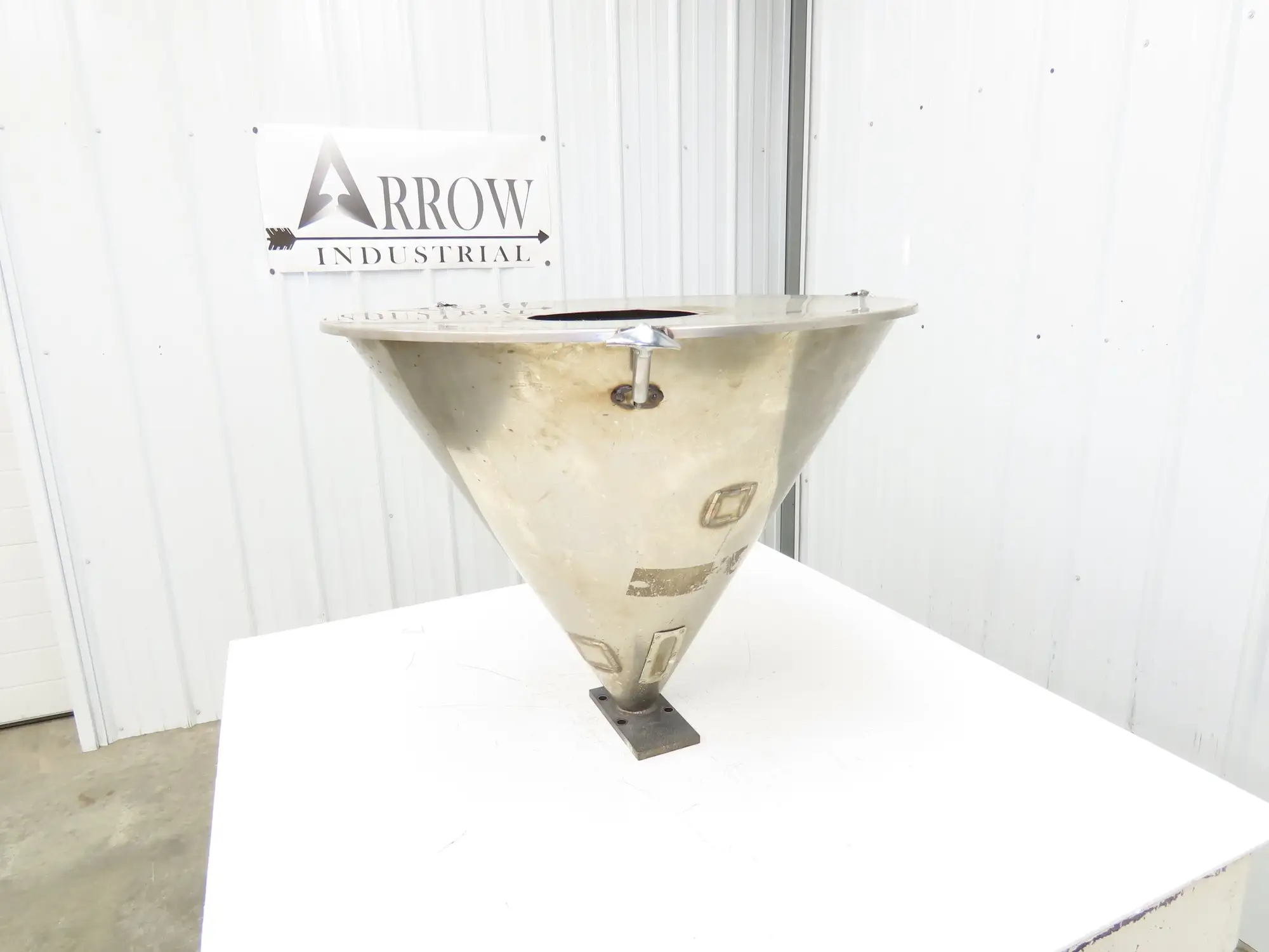 Stainless Vacuum Receiver Loader 30" Cone Hopper 26 Gal Injection Molding