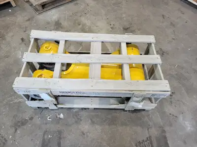 NEW KOMATSU 21M-70-00210