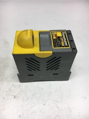 Bussmann Optima Overcurrent Protection Fuse Holder OPM-1038R (Qty2) Warranty!