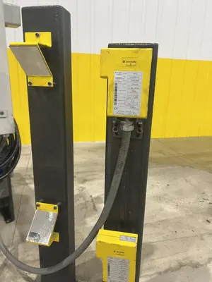 CHERRY INDUSTRIAL HYDRAULIC PALLET CLAMP &  INVERTER ROLLOVER MACHINE: STOCK #20092