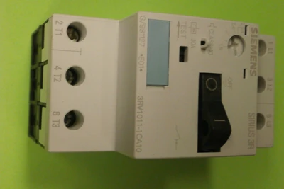 USED SIEMENS 3RV1011-1CA10