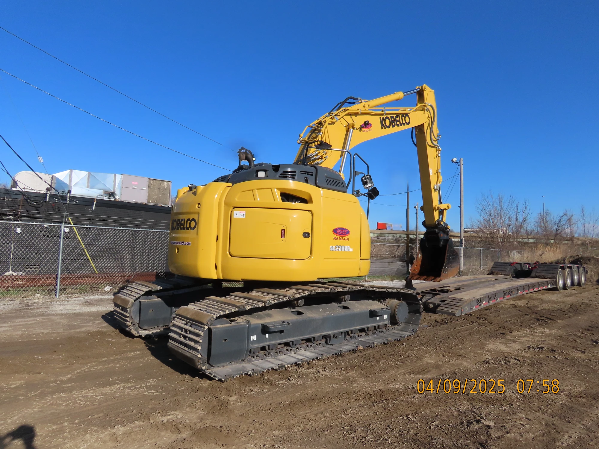 USED 2021 Kobelco SK230SRLC-7